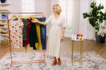 Sarah showing how you can make 8 outfits out of just 8 items