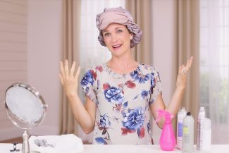 Anne teaches 2nd-day curl care