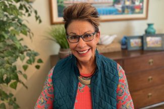 Carol shares the fashion mistakes that are aging you